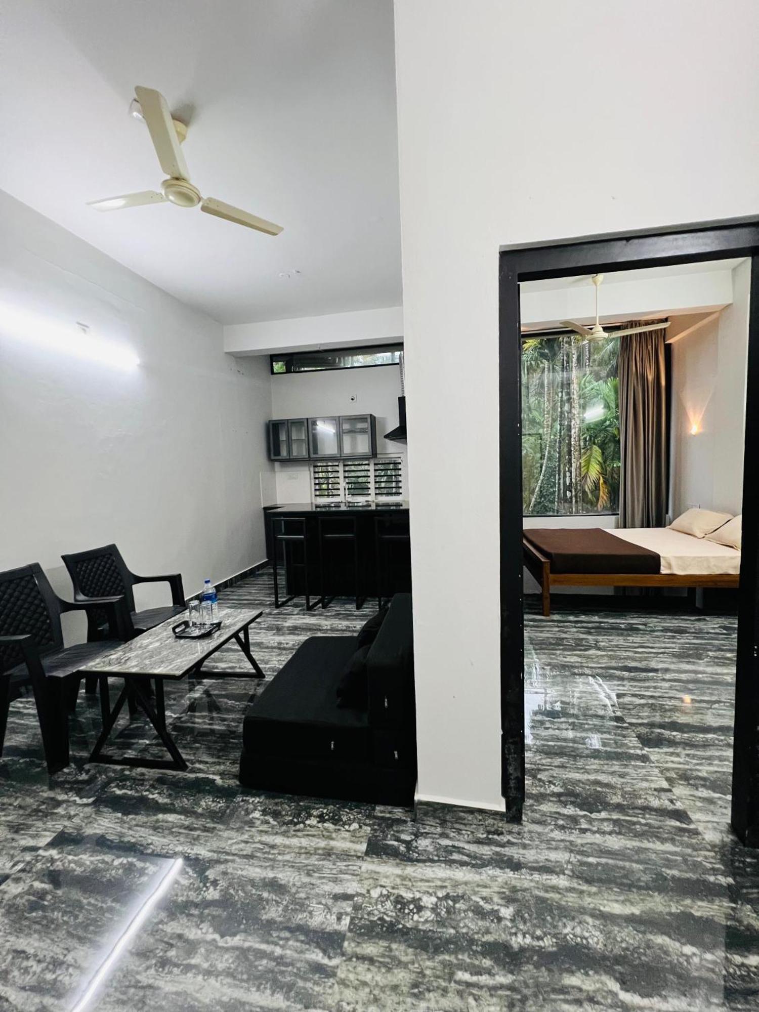 Nest Homes Nilambūr Exterior foto
